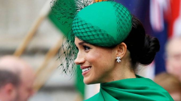 1 Meghan Nen Tuan Thu Quy Tac Va Hanh Xu Phu Hop Du Da Roi Hoang Gia