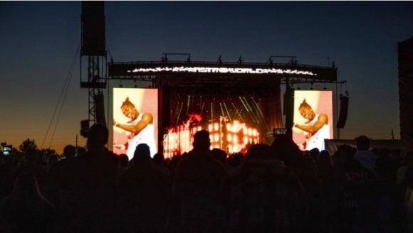 1 Nhieu Nguoi Thiet Mang Vi Giam Dap Len Nhau Tai Lien Hoan Am Nhac My