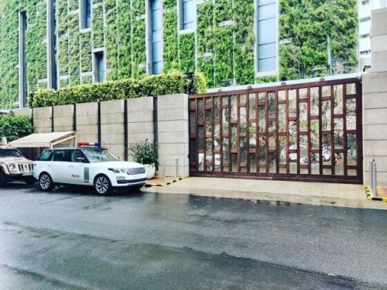 3 Doi Ve Si 55 Nguoi Cua Ty Phu Giau Nhat Chau A