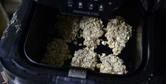 10 Dung Noi Chien Khong Dau Lam Mon Tom Chien Cuc Ngon An Vao Thom Gion Lai Day Du Dinh Duong