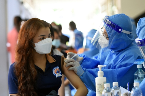 1 Dong Nai Bat Dau Tiem Vac Xin Cho Tre Tu 15 Den 17 Tuoi