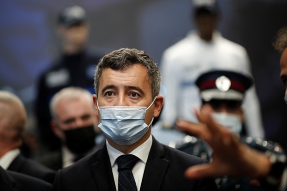 1 Tan Cong Bang Dao O Cannes Phap Mot Canh Sat Bi Thuong