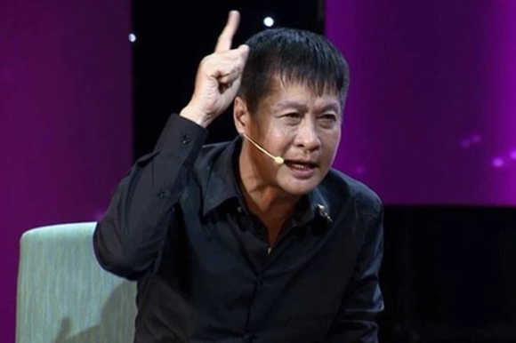 Hội con buôn có "số má" quyết chiến với phát ngôn "bán online là học vấn thấp": Có chị 2 bằng ĐH và 4 năm du học đây này!