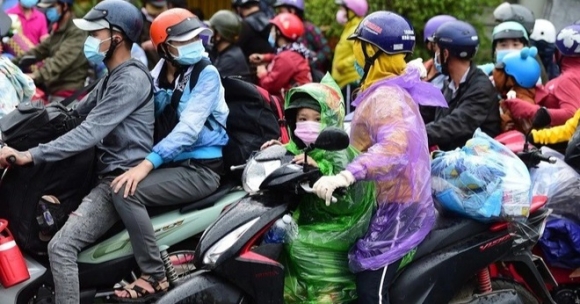 1 Sau Gian Cach Lao Dong Quay Tro Lai O Nhieu Noi Dat 90