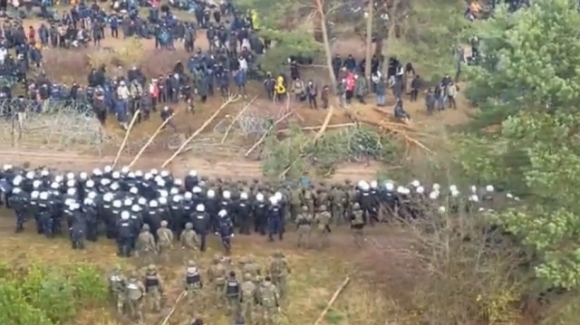 2 Toan Canh Khung Hoang Di Cu Nghiem Trong Tai Bien Gioi Ba Lan Belarus