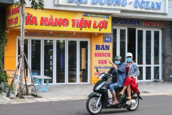 8 Khach San O Nha Trang Van Dong Cua Bi Rao Ban