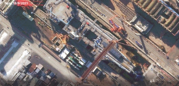 2 Trung Quoc Sap Dong Xong Tau San Bay Thu Ba