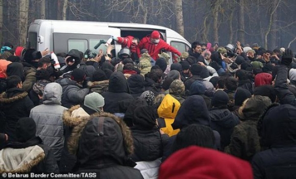 3 Khung Hoang Di Cu Nga Dieu 2 May Bay Nem Bom Sang Belarus