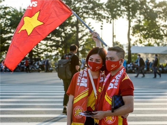 6 Nguoi Ham Mo Den My Dinh Tiep Suc Tuyen Viet Nam Dau Nhat Ban