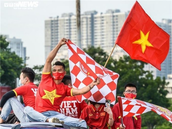 7 Nguoi Ham Mo Den My Dinh Tiep Suc Tuyen Viet Nam Dau Nhat Ban