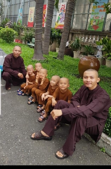 2 Tinh That Bong Lai Noi Chua Tung Xin Tien 2 Dong Chu Tren Youtube Lam Lo Ra Su That