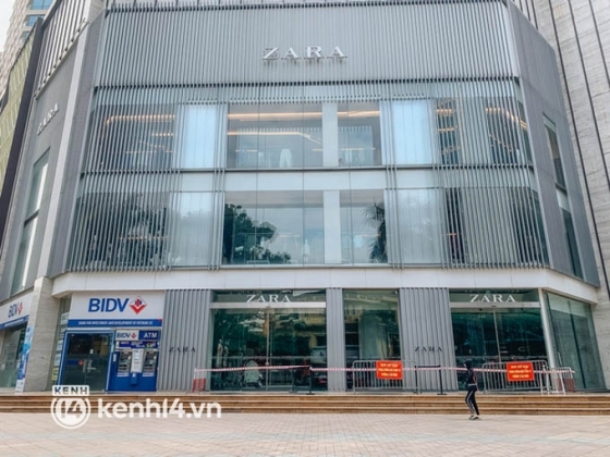 1 Ha Noi Mot Khach Hang La F0 Tam Phong Toa Cua Hang Zara Tai Vincom Ba Trieu