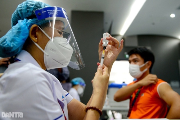 1 Ha Noi Cho Phep Rut Ngan Khoang Cach Giua 2 Mui Vaccine Astrazeneca