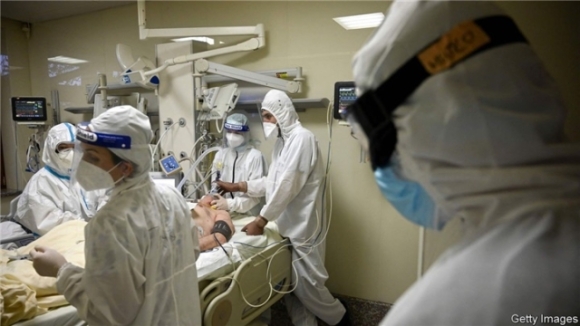 3 Dong Au Lung Tung Khi Ty Le Tu Vong Do Covid 19 Lien Tiep Lap Ky Luc