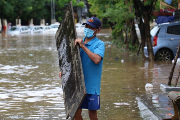 3 Mua Lon Lam Sat Lo Nui Ngap Nang O Quy Nhon
