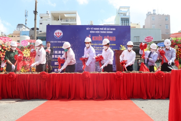 1 Benh Vien Trung Vuong Khoi Cong Xay Khu Dieu Tri Hon 20000m2