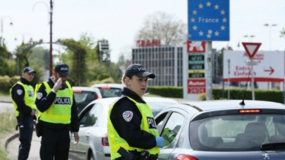 1 Phap Siet Chat Kiem Tra Bien Gioi Truoc Lan Song Covid 19 Moi