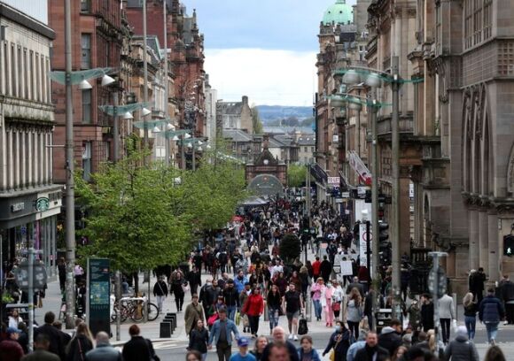 1 Tranh Cai Viec Chinh Quyen Scotland De Bang Ve Sinh Nu Vao Toilet Nam