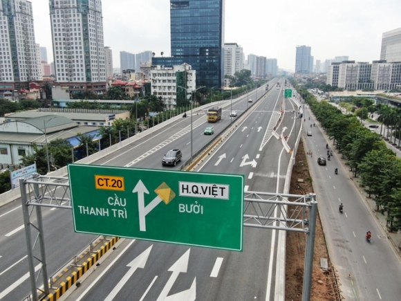 2 Gap Rut Lap Vach Chong On Doc Tuyen Duong Tren Cao Hien Dai Nhat Ha Noi