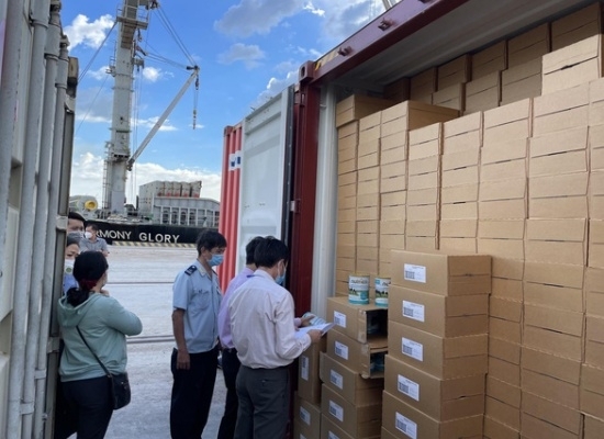 1 22000 Hop Sua Vien Tro Tu Uc Da Duoc Thong Quan