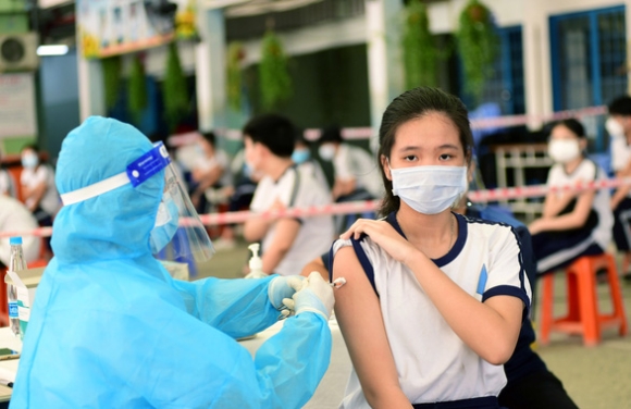 1 Tphcm Chua Tiem Mui 2 Cho Tre Tren Dien Rong