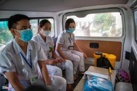 2 Chuyen Gia Dung Nhin Vao 100 200 F0 Moi Ngay O Ha Noi Ma So Hai