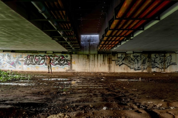 6 Chuyen Ve Nhung Manh Doi Song Duoi Gam Cau 4 Thang De Tron Covid 19