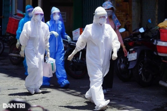 1 F0 Cong Dong Tiep Tuc Gia Tang Ca Nuoc Phat Hien Gan 10000 Ca Covid 19