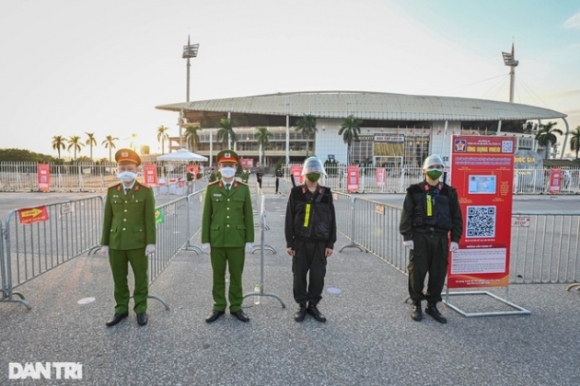 1 Ha Noi Phat Hien F0 Tung Den San My Dinh Xem Bong Da Toi 1111