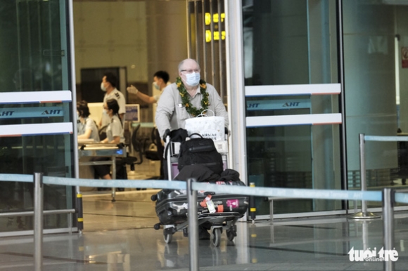 1 Khach Quoc Te Den Da Nang Phai Co Bao Hiem Du Lich 50000 Usd Theo Tour Khep Kin