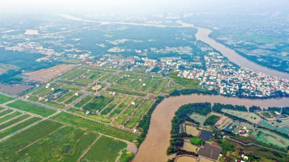 3 Long An Rot 533 Ti Mo Rong Duong Dt826e Long Hau Huong Loi Lon