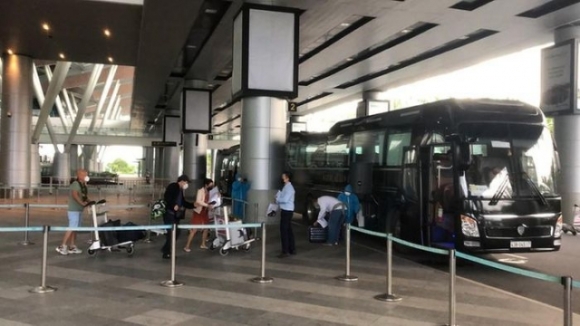 1 Du Lich Ron Rang Don Khach Quoc Te Tro Lai