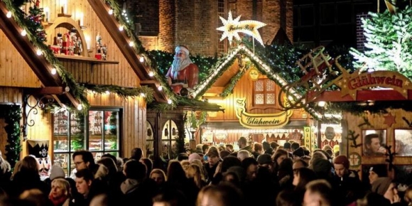 1 Munchen Huy Hoi Cho Giang Sinh Vi Covid 19