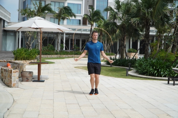 1 Chum Anh Du Khach Quoc Te Vui Ve Thu Gian O Khu Nghi Duong Quang Nam