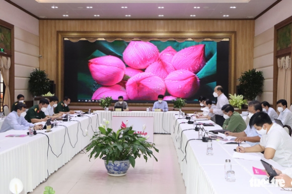 1 Pho Thu Tuong Vu Duc Dam Cac Tinh Dbscl Can Day Nhanh Tiem Vac Xin Dieu Tri F0 Nhe Tai Nha