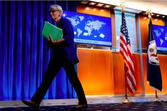 1 Thu Truong Nhat Khong Den Cuoc Hop Bao Chung Voi My Han Quoc Vi Tranh Chap