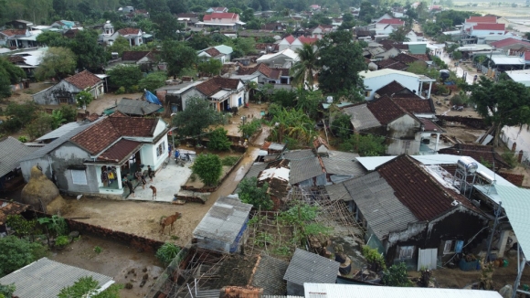 2 Khac Phuc Hau Qua Sat Lo Kinh Hoang O Nui Cam Thay Bo Doi Den Ca Xom Ai Cung Mung