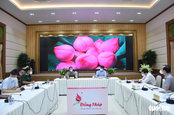 2 Pho Thu Tuong Vu Duc Dam Cac Tinh Dbscl Can Day Nhanh Tiem Vac Xin Dieu Tri F0 Nhe Tai Nha