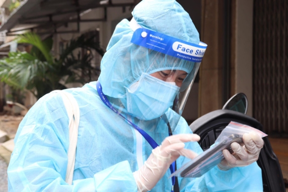 2 Tang Cap Do Dich Keo Giam Ra Sao