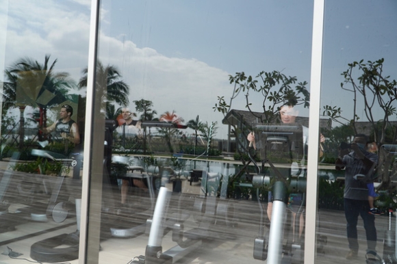 4 Chum Anh Du Khach Quoc Te Vui Ve Thu Gian O Khu Nghi Duong Quang Nam