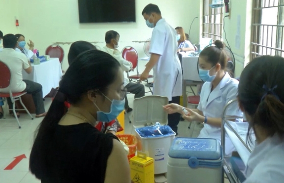 2 Con Dao Da Ghi Nhan Ca Nhiem Covid 19 Dau Tien