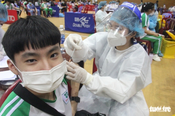 1 Da Nang Tiem Vac Xin Cho Tre 12 15 Tuoi