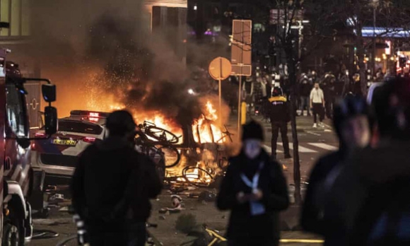 1 Lanh Dao Chau Au Chi Trich Cac Cuoc Bieu Tinh Phan Doi Bien Phap Phong Dich