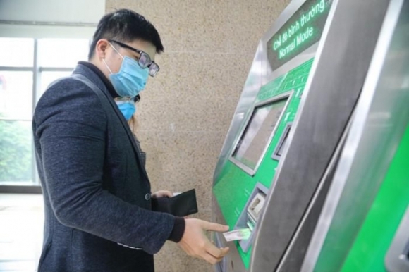 2 Tau Cat Linh   Ha Dong Vang Khach Nhieu Khoang Trong Sang Dau Tuan