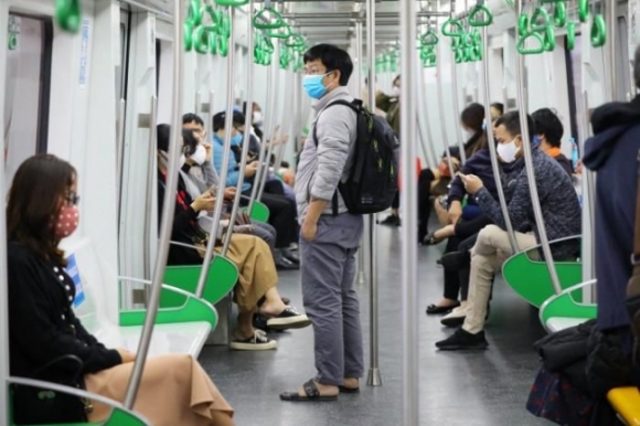 9 Tau Cat Linh   Ha Dong Vang Khach Nhieu Khoang Trong Sang Dau Tuan