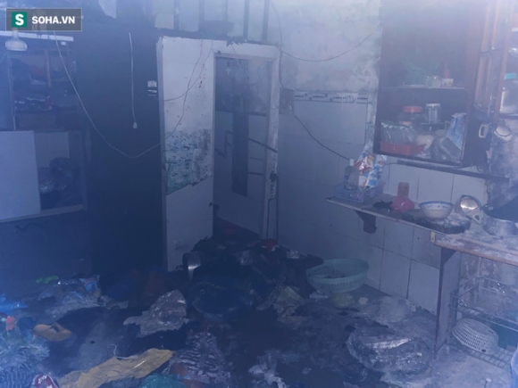 5 Dan Xot Xa Vi Nha Tan Hoang Do Chay Lon Tai Xuong 2000m2 O Sai Gon Toi Nay Chi Thuc Trang