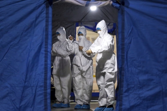 1 Thanh Pho 9 Trieu Dan Trung Quoc Bao Dong Vi 1 Ca Nhiem Khong Trieu Chung