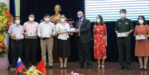 3 Tphcm Tiep Nhan 10000 Ong Thuoc Cytoflavin Dieu Tri Covid 19