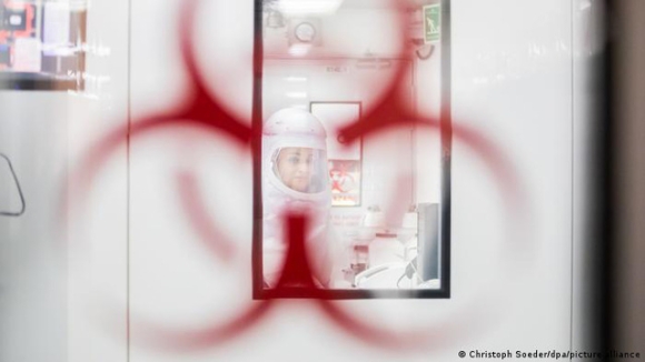 1 Sieu Bien The Moi Chinh Thuc Co Ten La Omicron Duoc Who Phan Loai Bien Chung Dang Lo Ngai