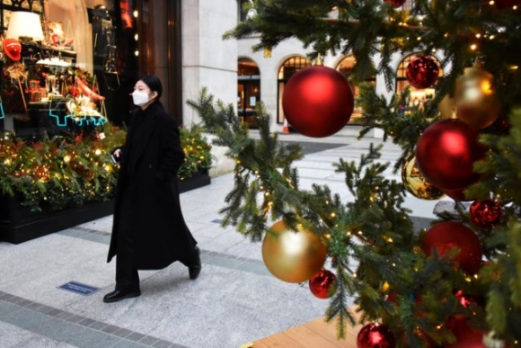 2 Nguy Co Tiec Sieu Lay Nhiem Troi Day Vi Bien Chung Omicron